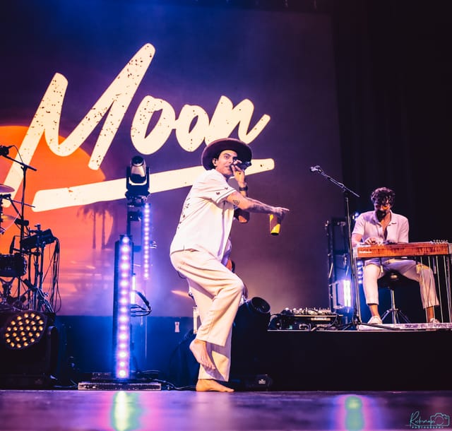 Niko Moon gallery image 11