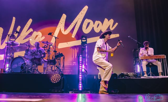 Niko Moon gallery image 12