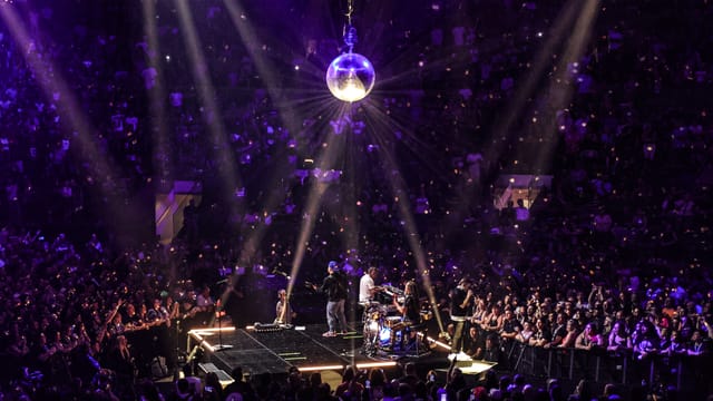 Shinedown gallery image 9